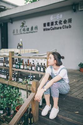 诱女偷伦初尝云雨H